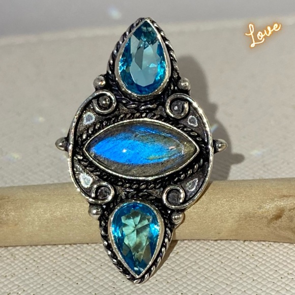 Blue Topaz & Labradorite Gemstone Handmade Shield Armor Ring - Picture 4 of 9